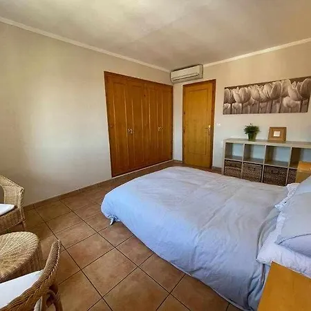 Galdana Con Piscina Apartment